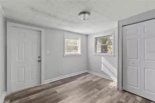 2834 & 2836 Freemont Terrace S, Saint Petersburg, FL 33712 - Photo 10