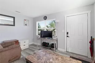 2834 & 2836 Freemont Terrace S, Saint Petersburg, FL 33712 - Photo 8