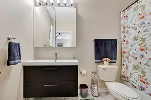 2211 28th Ave E, Palmetto, FL 34221 - Photo 16