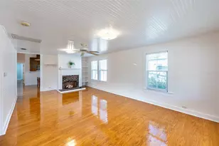 12007 45th Ave W, Cortez, FL 34215 - Photo 8