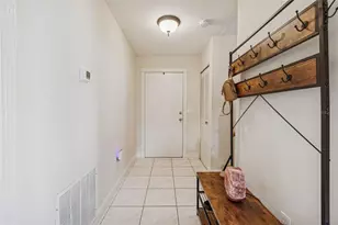 4181 Center Pointe Cir, Sarasota, FL 34233 - Photo 24