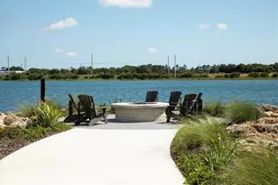 895 Seascape Pl, Sarasota, FL 34240 - Photo 52
