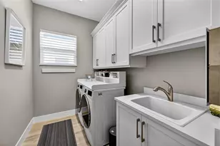 815 Blue Shell Loop, Sarasota, FL 34240 - Photo 36