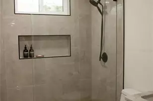 4646 Gleason Ave, Sarasota, FL 34242 - Photo 42