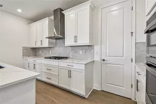 440 Alberata Wy, Nokomis, FL 34275 - Photo 8