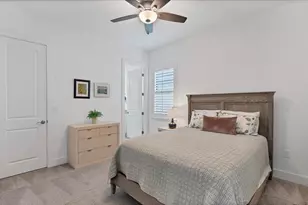9064 Bernini Pl, Sarasota, FL 34240 - Photo 12