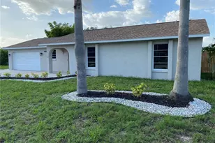 481 Saturn Ave, Sarasota, FL 34243 - Photo 2