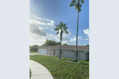481 Saturn Avenue, Sarasota, FL 34243 - Photo 8