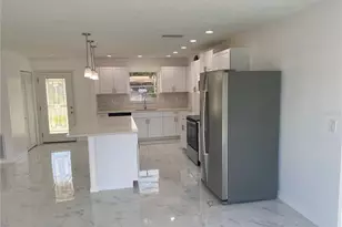 481 Saturn Ave, Sarasota, FL 34243 - Photo 18