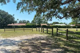 481 Saturn Ave, Sarasota, FL 34243 - Photo 48