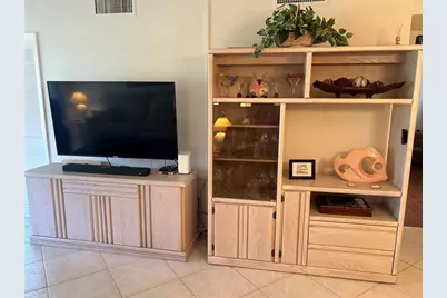 7880 Palm Aire Lane #102, Sarasota, FL 34243 - Photo 10