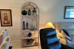 7880 Palm Aire Ln, Sarasota, FL 34243 - Photo 12