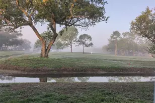 7880 Palm Aire Ln, Sarasota, FL 34243 - Photo 18