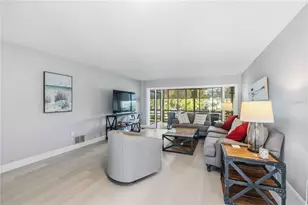 5010 Marsh Field Rd, Sarasota, FL 34235 - Photo 6