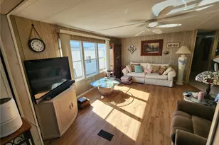 808 53rd Ave E, Bradenton, FL 34203 - Photo 4