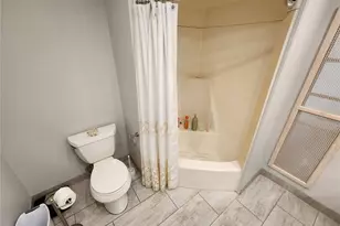 808 53rd Ave E, Bradenton, FL 34203 - Photo 24