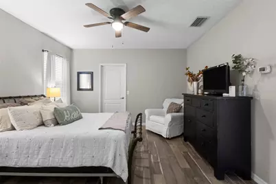 12520 Shimmering Oak Circle, Venice, FL 34293 - Photo 8