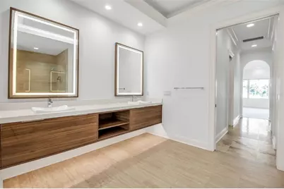 1389 Tangier Way, Sarasota, FL 34239 - Photo 36