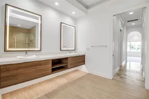 1389 Tangier Way, Sarasota, FL 34239 - Photo 36