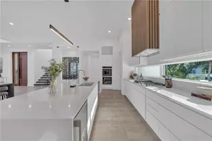 603 Tremont St, Sarasota, FL 34242 - Photo 30