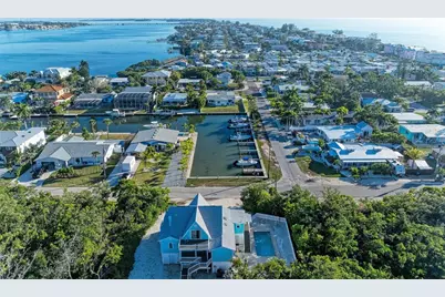 502 Bayview Drive, Holmes Beach, FL 34217 - Photo 40