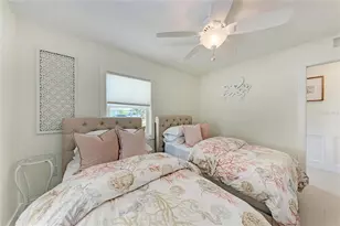 502 Bayview Dr, Holmes Beach, FL 34217 - Photo 26