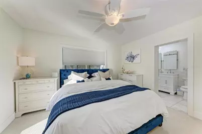 502 Bayview Drive, Holmes Beach, FL 34217 - Photo 16