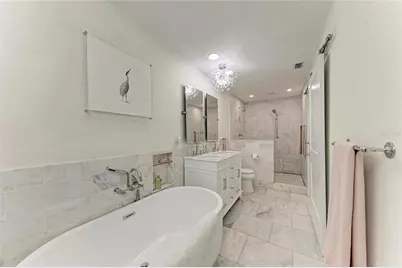 502 Bayview Drive, Holmes Beach, FL 34217 - Photo 18