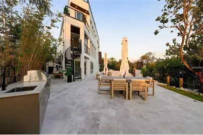 1406 Tangier Way, Sarasota, FL 34239 - Photo 20