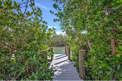 1406 Tangier Way, Sarasota, FL 34239 - Photo 54