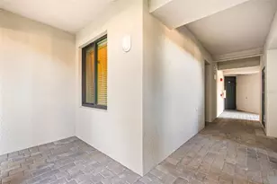 16904 Vardon Ter, Bradenton, FL 34211 - Photo 4