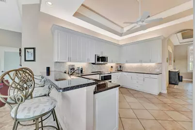 5205 88th Street E, Bradenton, FL 34211 - Photo 10