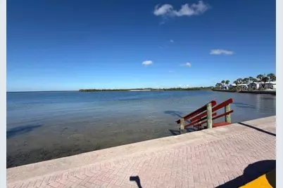 4851 W Gandy Boulevard #B2L11, Tampa, FL 33611 - Photo 36