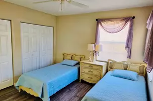 1010 Villagio Cir, Sarasota, FL 34237 - Photo 12