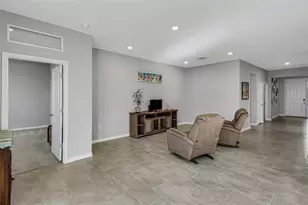 5625 Soft Skies Dr, Sarasota, FL 34238 - Photo 12