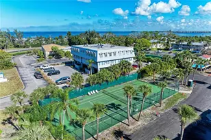 3805 E Bay Dr, Holmes Beach, FL 34217 - Photo 8