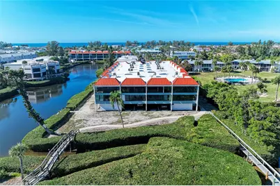 3805 E Bay Drive #309, Holmes Beach, FL 34217 - Photo 2
