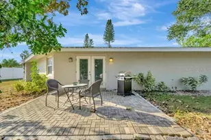 2529 Croton Ave, Sarasota, FL 34239 - Photo 44