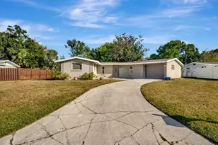2529 Croton Ave, Sarasota, FL 34239 - Photo 2