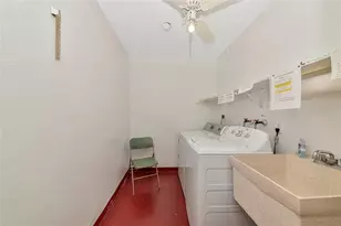 3755 S School Ave, Sarasota, FL 34239 - Photo 42