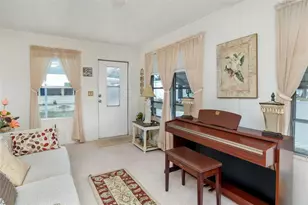 5619 Bayshore Rd, Palmetto, FL 34221 - Photo 6