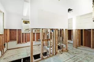 108 Maple Ave, Anna Maria, FL 34216 - Photo 22