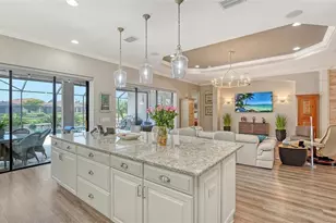 8713 Mangilli Rd, Sarasota, FL 34238 - Photo 12