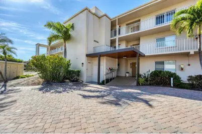 4805 Gulf Of Mexico Drive #103, Longboat Key, FL 34228 - Photo 10