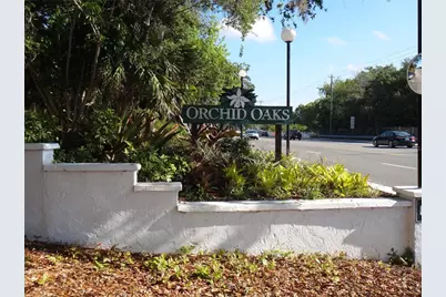 2746 Orchid Oaks Drive #301AZA, Sarasota, FL 34239 - Photo 4