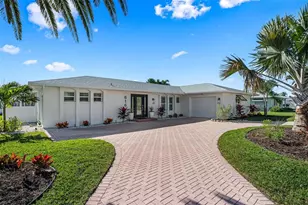 616 Foxworth Ln, Holmes Beach, FL 34217 - Photo 74
