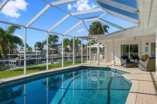 616 Foxworth Ln, Holmes Beach, FL 34217 - Photo 68