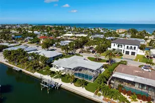 616 Foxworth Ln, Holmes Beach, FL 34217 - Photo 88