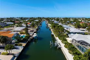 616 Foxworth Ln, Holmes Beach, FL 34217 - Photo 90