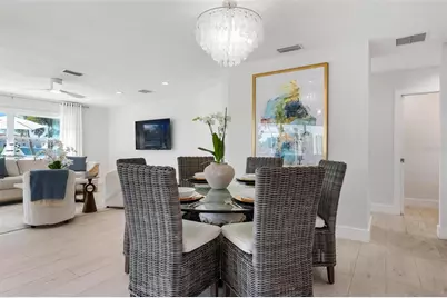 616 Foxworth Lane, Holmes Beach, FL 34217 - Photo 18